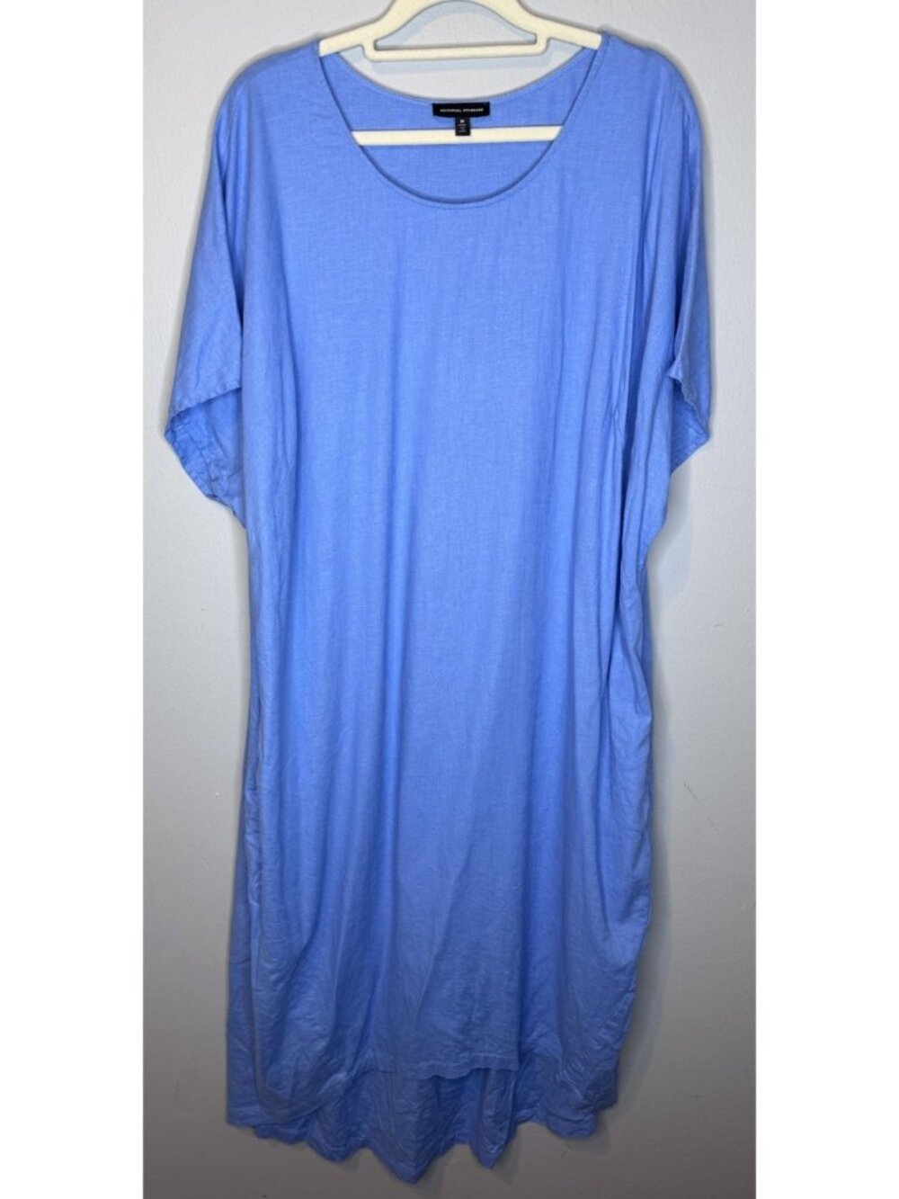 Universal Standard light blue cocoon-style midi dress Medium dolman sleeves